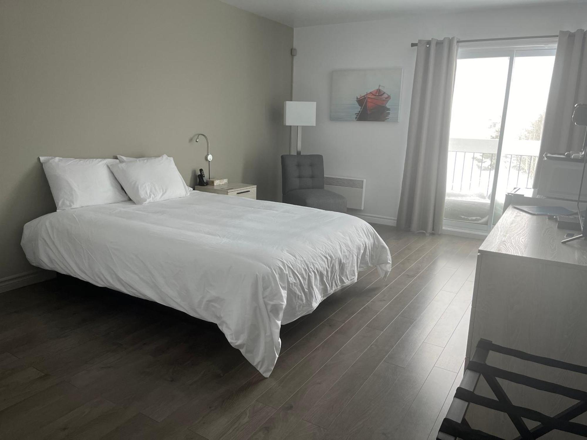 Hotel Normandie Rimouski Dış mekan fotoğraf